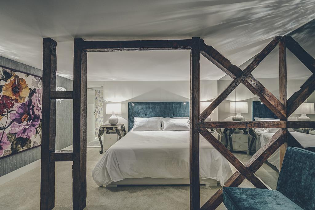 Ferienwohnung Deco Gem Bica Lissabon Zimmer foto